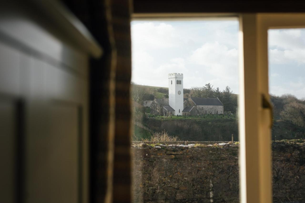 Castlemead Country House By The Sea Манобиер Екстериор снимка