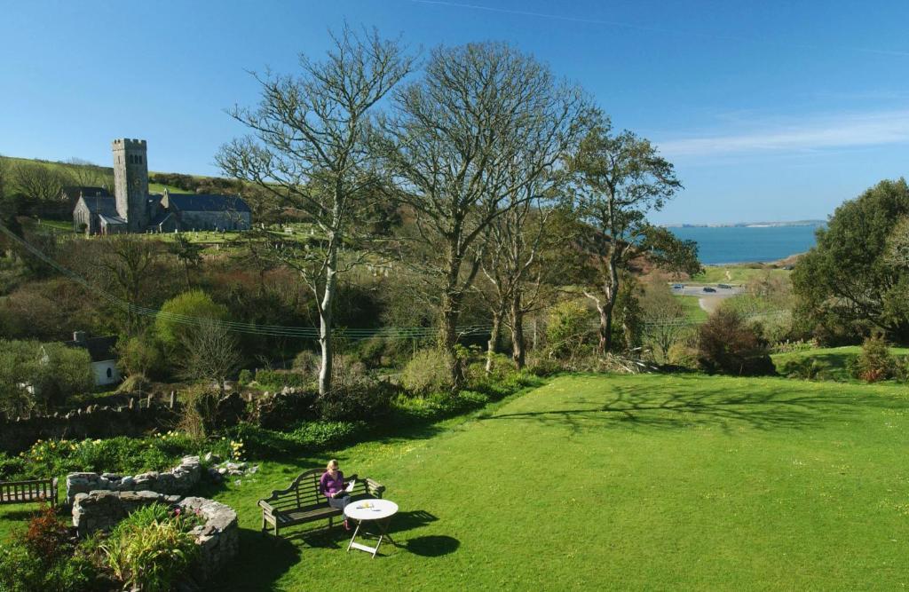 Castlemead Country House By The Sea Манобиер Екстериор снимка